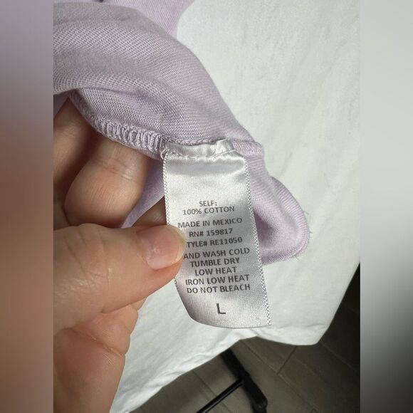 Alter’d State Scoop Neck Seam Detail T-shirt lavender size L - Picture 4 of 5
